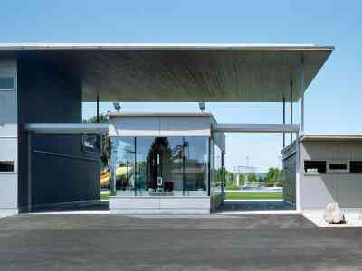 <p>© RUNSER / PRANTL architekten, Weinlandbad, 2130 Mistelbach, Niederösterreich, Österreich, 2009, Freibad, Fotograf Rupert Steiner</p> <p>© RUNSER / PRANTL architekten, Weinlandbad, 2130 Mistelbach, Niederösterreich, Österreich, 2009, Freibad, Fotograf Rupert Steiner</p>