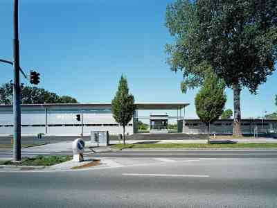 <p>© RUNSER / PRANTL architekten, Weinlandbad, 2130 Mistelbach, Niederösterreich, Österreich, 2009, Freibad, Fotograf Rupert Steiner</p> <p>© RUNSER / PRANTL architekten, Weinlandbad, 2130 Mistelbach, Niederösterreich, Österreich, 2009, Freibad, Fotograf Rupert Steiner</p>