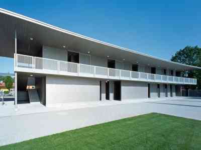 <p>© RUNSER / PRANTL architekten, Weinlandbad, 2130 Mistelbach, Niederösterreich, Österreich, 2009, Freibad, Fotograf Rupert Steiner</p> <p>© RUNSER / PRANTL architekten, Weinlandbad, 2130 Mistelbach, Niederösterreich, Österreich, 2009, Freibad, Fotograf Rupert Steiner</p>