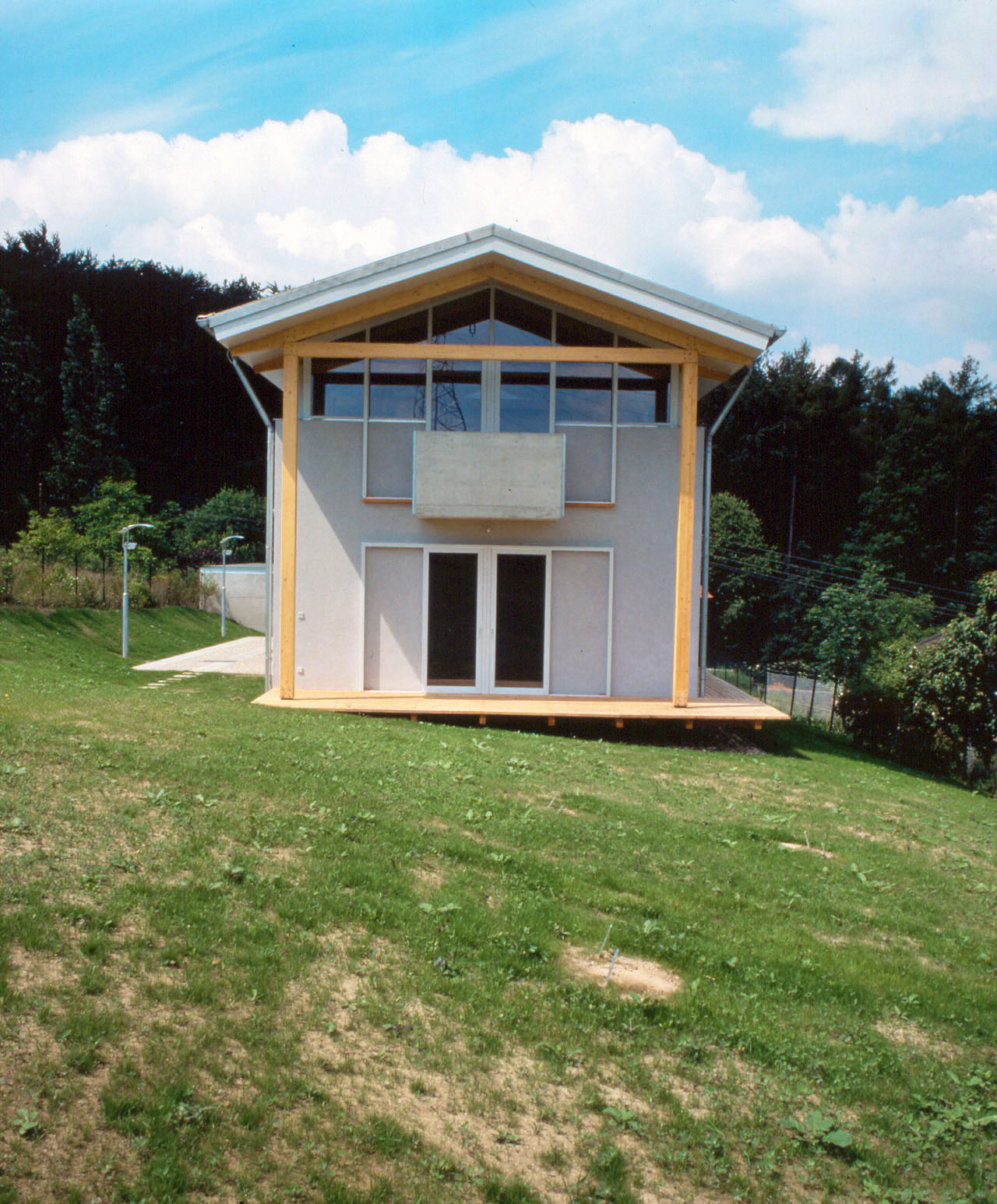 <p>© RUNSER / PRANTL architekten, Haus am Hang, 3413 Hintersdorf, Niederösterreich, Österreich,1994, Wohnhaus, Wohnung, Fotograf Margherita Spiluttini</p>